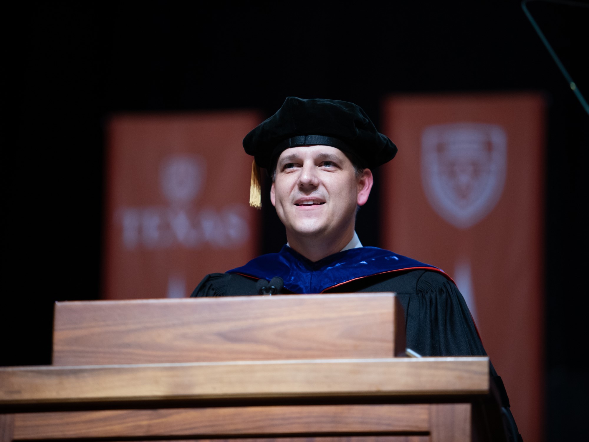 Texas Engineering alum Michael Linford delivers 2024 commencement speech