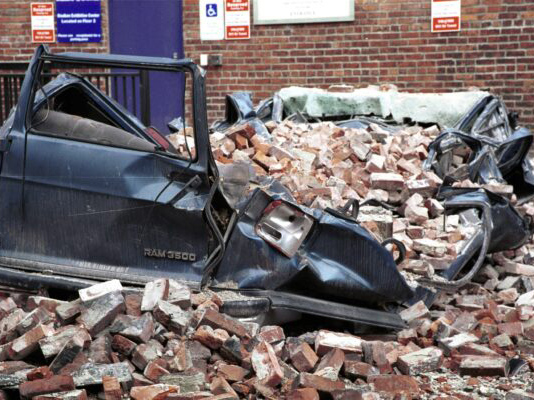 seattle earthquake debris