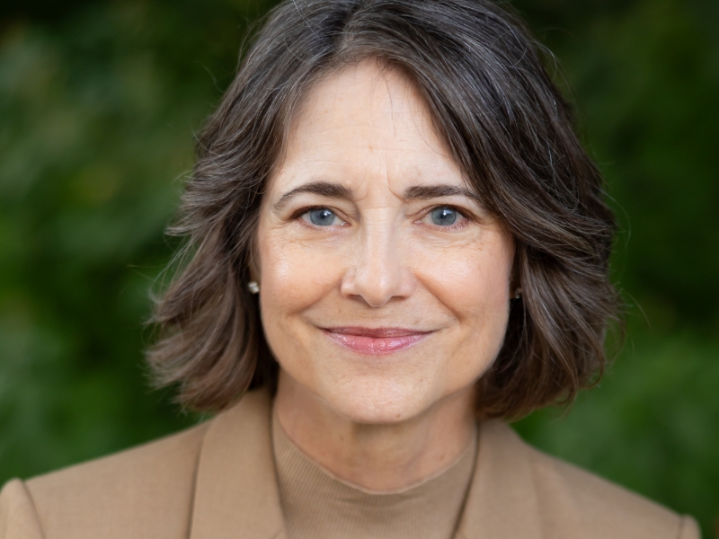 Lynn McFarland